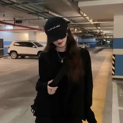 超绝!小众戴帽子女生头像来袭 女生头像 第3张 超绝!小众戴帽子女生头像来袭 女生头像 第3张