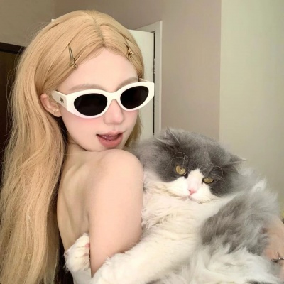 谁懂！这些高级小众ins女生头像太绝了  女生头像 第3张