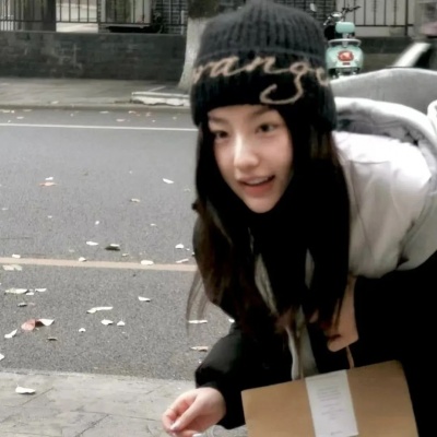 真人情侣头像一男一女高清无水印