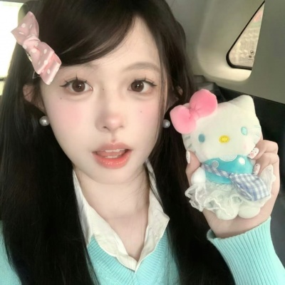 超显情谊的一左一右真人闺蜜头像，闺蜜成对超有爱