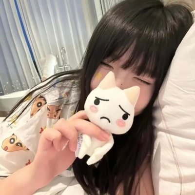 萌化啦!拿玩偶女生头像来袭,元气少女感爆棚 女生头像 第10张 萌化啦!拿玩偶女生头像来袭,元气少女感爆棚 女生头像 第10张
