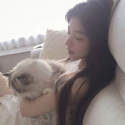拒绝普通!高级千金风女头合集,轻松拿捏优雅贵气感 女生头像 第5张 拒绝普通!高级千金风女头合集,轻松拿捏优雅贵气感 女生头像 第5张