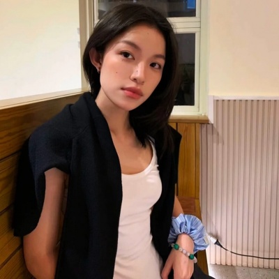 ins高级感松弛女生头像，氛围感拉满的慵懒风 女生头像 第7张