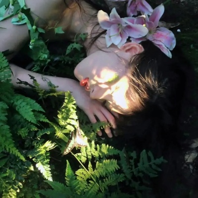 头像女绿色系清新:森系治愈风,温柔显白不撞款 女生头像 第4张 头像女绿色系清新:森系治愈风,温柔显白不撞款 女生头像 第4张