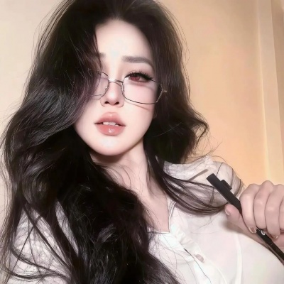 精选!又飒又撩的气质钓系权威妈妈女头来啦 女生头像 第7张 精选!又飒又撩的气质钓系权威妈妈女头来啦 女生头像 第7张
