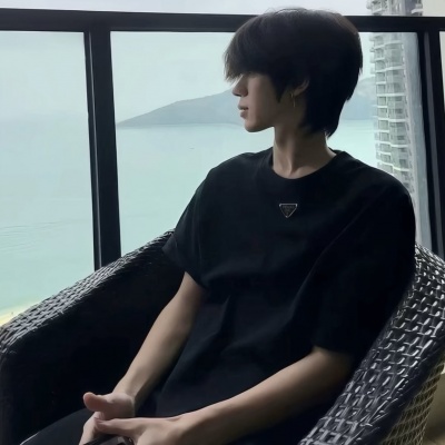 超有格调的ins小众氛围男头,氛围感拉满 男生头像 第6张 超有格调的ins小众氛围男头,氛围感拉满 男生头像 第6张