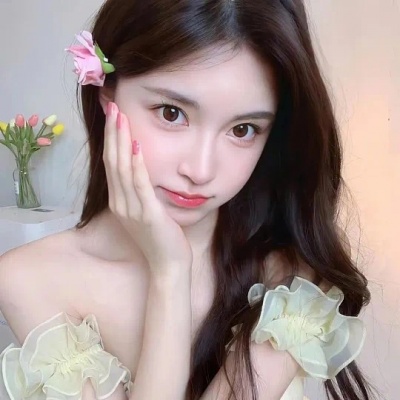 干净系𝙒𝙚𝘾𝙝𝙖𝙩头像女｜简单耐看超显气质 女生头像 第5张