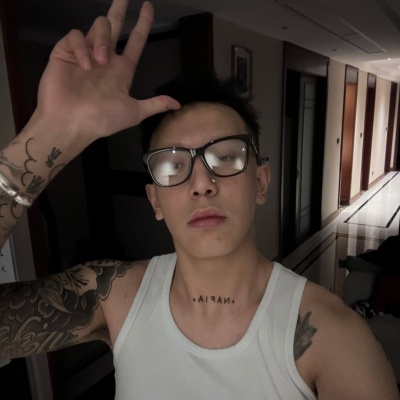 超酷小众个性男头|适合爱独特的男生,每张都很有态度 男生头像 第8张 超酷小众个性男头|适合爱独特的男生,每张都很有态度 男生头像 第8张