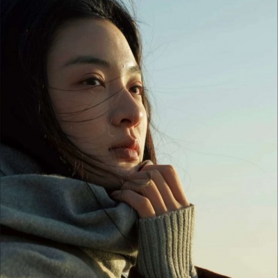 复古气质文艺女生头像|胶片感滤镜下的温柔定格 女生头像 第2张 复古气质文艺女生头像|胶片感滤镜下的温柔定格 女生头像 第2张