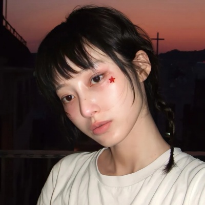 绝美收藏!唯美治愈系气质女头,高级感溢出屏幕 女生头像 第6张 绝美收藏!唯美治愈系气质女头,高级感溢出屏幕 女生头像 第6张