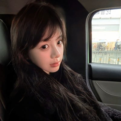 小清新女头真人推荐,简约穿搭,小众不撞款 女生头像 第7张 小清新女头真人推荐,简约穿搭,小众不撞款 女生头像 第7张