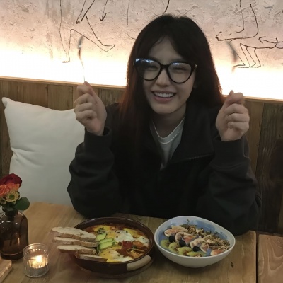 2026超火ins风小众女头｜氛围感拉满不撞款，温柔高级感拿捏了 女生头像 第10张