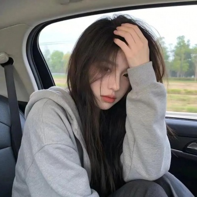 小众不烂大街!干净简单氛围感女生头像,温柔又治愈 女生头像 第4张 小众不烂大街!干净简单氛围感女生头像,温柔又治愈 女生头像 第4张