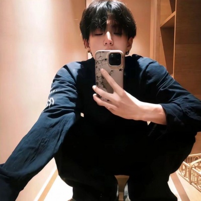 被这组青春小众男生头像拿捏了！元气少年感溢出屏幕 男生头像 第8张