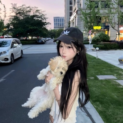 气质小众ins风女头,高级氛围感拉满 女生头像 第8张 气质小众ins风女头,高级氛围感拉满 女生头像 第8张