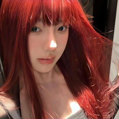 红色系高级女生头像:颜值在线,质感拉满 女生头像 第2张 红色系高级女生头像:颜值在线,质感拉满 女生头像 第2张