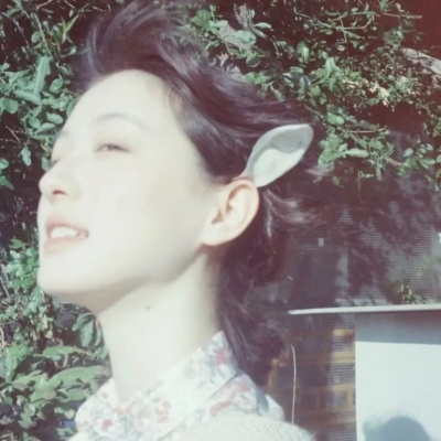 小众审美！复古文艺女生头像合集，每一张都有故事感 女生头像 第10张