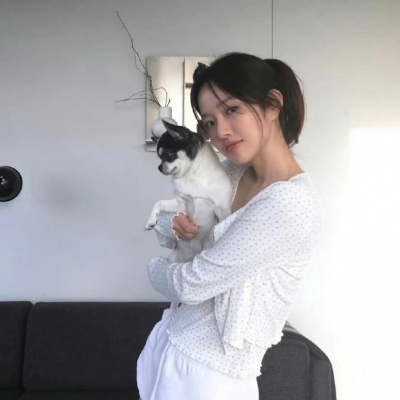 韩系ins风高级感头像来袭,气质爆棚超迷人 女生头像 第6张 韩系ins风高级感头像来袭,气质爆棚超迷人 女生头像 第6张
