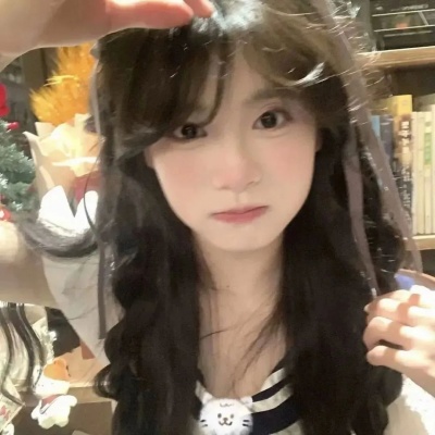 2026热门干净女头合集,简约温柔风女生 女生头像 第3张 2026热门干净女头合集,简约温柔风女生 女生头像 第3张