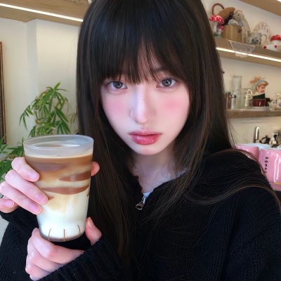 超有范儿ins个性小众女头 不撞款的独特感拉满 女生头像 第5张