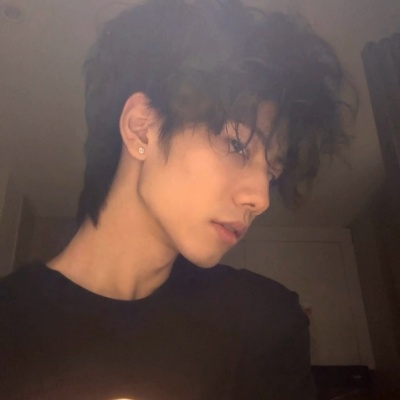 拒绝烂大街!小众个性男头推荐,彰显男生独特审美 男生头像 第9张 拒绝烂大街!小众个性男头推荐,彰显男生独特审美 男生头像 第9张