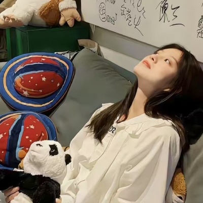 微信清新女头合集:治愈系风格超吸睛,温柔感拉满 女生头像 第7张 微信清新女头合集:治愈系风格超吸睛,温柔感拉满 女生头像 第7张