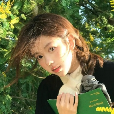 头像女绿色系清新:森系治愈风,温柔显白不撞款 女生头像 第6张 头像女绿色系清新:森系治愈风,温柔显白不撞款 女生头像 第6张