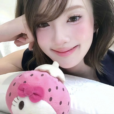 被惊艳！小众青春纯欲女生头像，高级感爆棚 女生头像 第4张