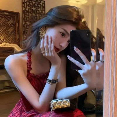 小众不冷门!高级质感女头合集,颜值与独特性双在线 女生头像 第8张 小众不冷门!高级质感女头合集,颜值与独特性双在线 女生头像 第8张
