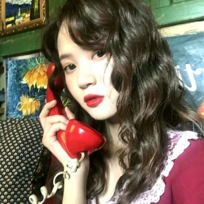 氛围感红色系女头像|小众不撞款,温柔姐姐风必备 女生头像 第2张 氛围感红色系女头像|小众不撞款,温柔姐姐风必备 女生头像 第2张