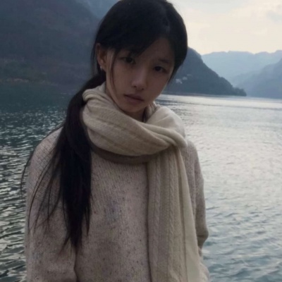 复古气质文艺女生头像|胶片感滤镜下的温柔定格 女生头像 第5张 复古气质文艺女生头像|胶片感滤镜下的温柔定格 女生头像 第5张