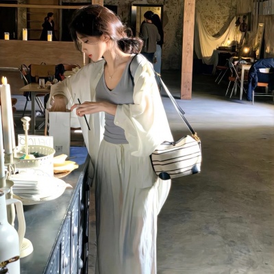 美到窒息！ins高级质感女头像精选，这波女头让你稳占朋友圈C位 女生头像 第2张