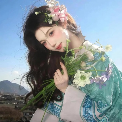 绝美清冷氛围感女头来袭,唯美疏离感直接拉满 女生头像 第2张 绝美清冷氛围感女头来袭,唯美疏离感直接拉满 女生头像 第2张