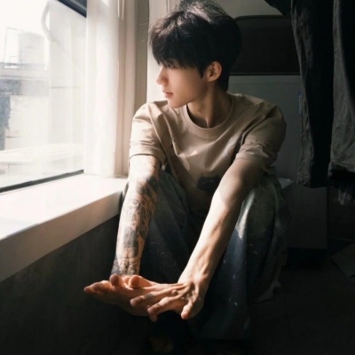超酷小众个性男头|不撞款的潮流感,氛围感拉满 男生头像 第4张 超酷小众个性男头|不撞款的潮流感,氛围感拉满 男生头像 第4张