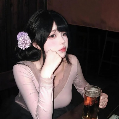 精选!又飒又撩的气质钓系权威妈妈女头来啦 女生头像 第6张 精选!又飒又撩的气质钓系权威妈妈女头来啦 女生头像 第6张