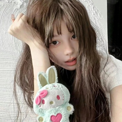 ins小众气质女生头像推荐｜适合文艺党，低调彰显个人审美 女生头像 第5张