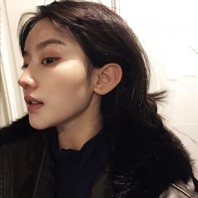 简约高级小众女头推荐,品味党速来 女生头像 第6张 简约高级小众女头推荐,品味党速来 女生头像 第6张