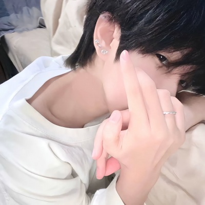 氛围感天花板!ins风侧脸男头合集,帅到戳心巴 男生头像 第1张 氛围感天花板!ins风侧脸男头合集,帅到戳心巴 男生头像 第1张
