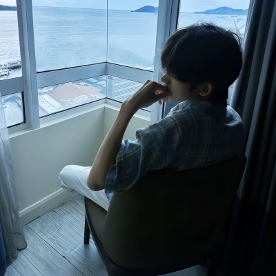 高级感拉满!ins风侧脸小众男头 不撞款的清冷系 男生头像 第9张 高级感拉满!ins风侧脸小众男头 不撞款的清冷系 男生头像 第9张