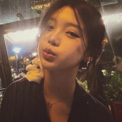 氛围感拉满的复古文艺女头来袭 女生头像 第4张 氛围感拉满的复古文艺女头来袭 女生头像 第4张