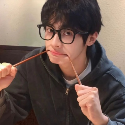 单向情头一人一张分开真人 情侣头像 第3张 单向情头一人一张分开真人 情侣头像 第3张