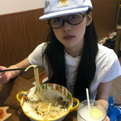 超有格调的ins小众个性女生头像,独特不撞款 女生头像 第6张 超有格调的ins小众个性女生头像,独特不撞款 女生头像 第6张