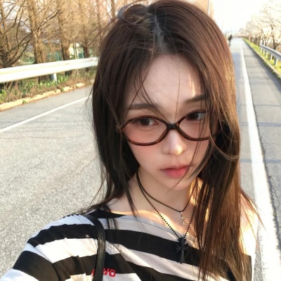 绝美收藏!唯美治愈系气质女头,高级感溢出屏幕 女生头像 第8张 绝美收藏!唯美治愈系气质女头,高级感溢出屏幕 女生头像 第8张