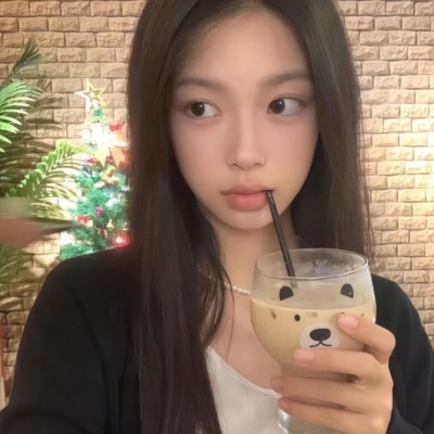 小众ins风女头集合!温柔独特全都有 女生头像 第9张 小众ins风女头集合!温柔独特全都有 女生头像 第9张