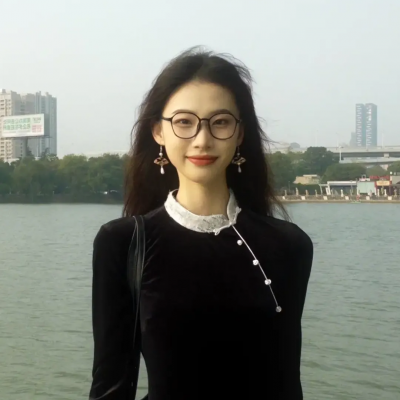 小众明媚气质女头分享｜清新治愈风，适配各种社交账号 女生头像 第9张