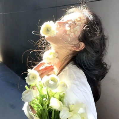 小众高级氛围唯美女生头像|拒绝千篇一律,解锁专属温柔感 女生头像 第9张 小众高级氛围唯美女生头像|拒绝千篇一律,解锁专属温柔感 女生头像 第9张