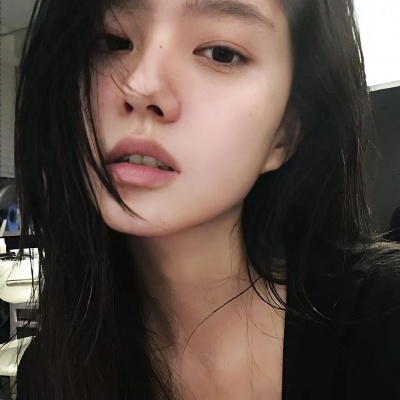 简约高级小众女头推荐,品味党速来 女生头像 第7张 简约高级小众女头推荐,品味党速来 女生头像 第7张