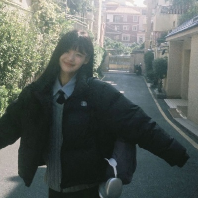 可爱ins风小众女头合集|低饱和软萌感,告别烂大街 女生头像 第3张 可爱ins风小众女头合集|低饱和软萌感,告别烂大街 女生头像 第3张