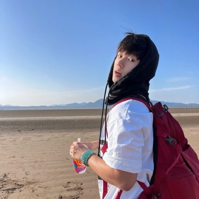 超酷ins男头像大集合，潮流与高级感拉满！ 男生头像 第3张