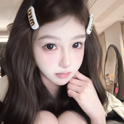 被惊艳！小众青春纯欲女生头像，高级感爆棚 女生头像 第2张